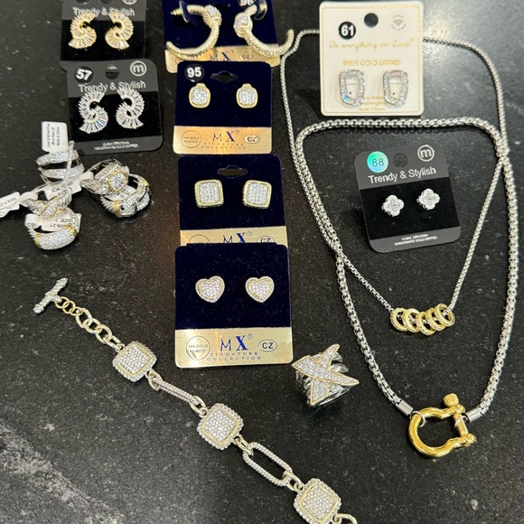 Bundle Deal✨✨ - Picture 11 of 11